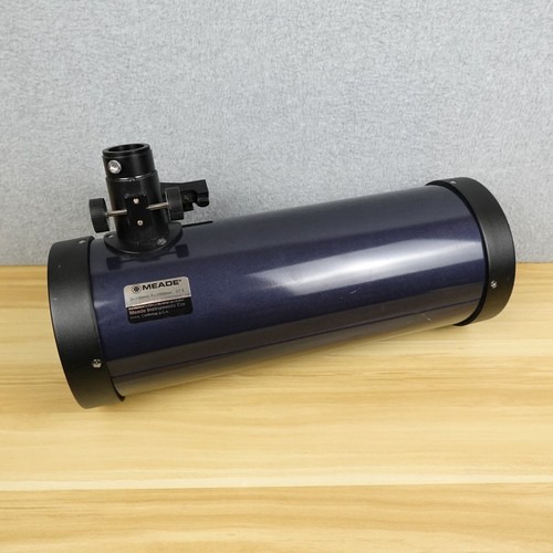 Meade reflecting telescope - meade, ds