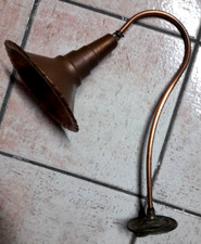 Antica lampada da muro in rame vintage