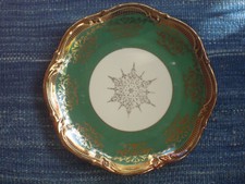 Piatto verde bordo oro