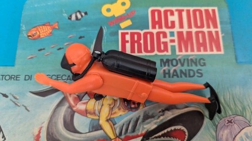 Raro sub action frog - frog, man