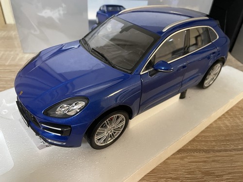 Minichamps 18 - (l-117), 1:18