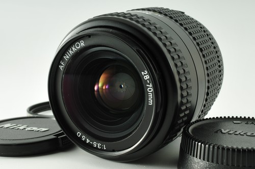 Near mint nikon af nikkor - nikon,