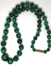 Collana di perle intagliate malachite di montagna antica perle di vetro graduate