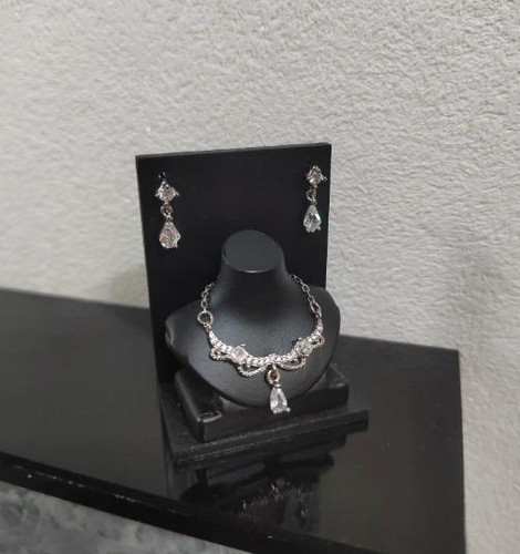 Orecchini zirconi femmina 6 - zirconi,