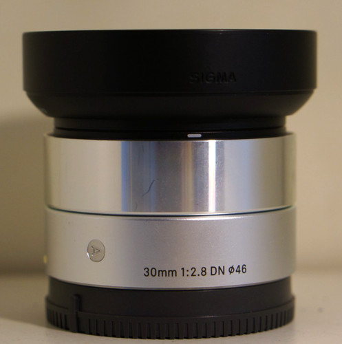 Sigma 30mm 8 lens for - 30mm, f/2.8