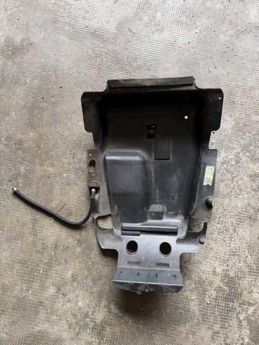 Plastica vano ricambio - plastica, suzuki