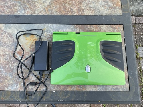 Pre dell alienware cyborg - pre,