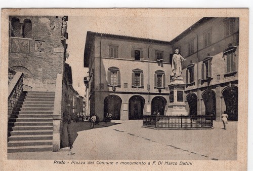 Prato piazza del comune - prato,