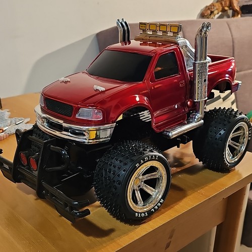 Monster truck pick - monster, pick-up