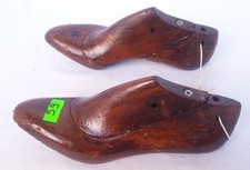 59. COPPIA DI ANTICHE FORME