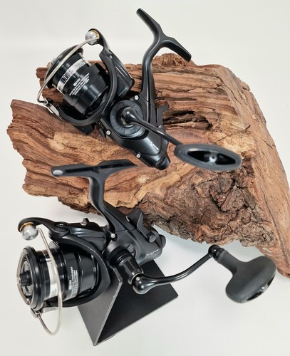 Daiwa black widow 2500 - black,