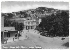 CARTOLINA DI TRIESTE ,PIAZZA DELLA LIBERTA' E STAZIONE CENTRALE  viaggiata 1955