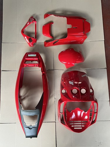 Kit carene malaguti f12 rosso - malaguti,