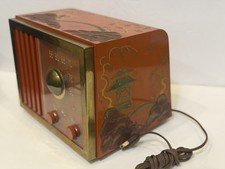 Radio a valvole rossa