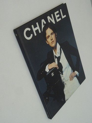 Chanel catalogo boutique paris - chanel,