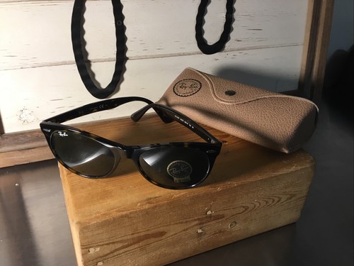 Ray-Ban