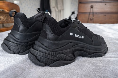 Autentica balenciaga triple - triple, s