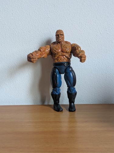 Marvel legends toy biz - marvel, •