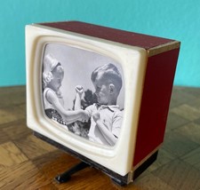 Fernseher Altmann  Puppenhaus