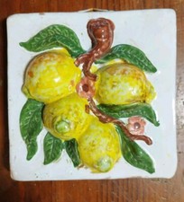 Scultura Mattonella in ceramica Vietri con limoni a rilievo 3 D Amalfi Positano 