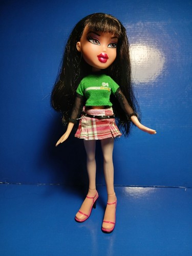 Bratz doll mga - "bratz, mga,