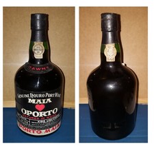 Bottiglia di vino liquoroso