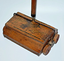 ANTICA SPAZZATRICE BISSELL