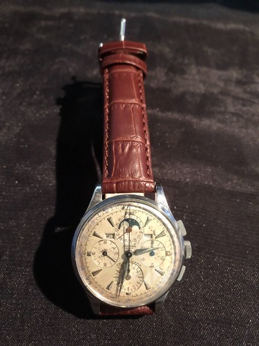 Montre chronographe universal - montre,