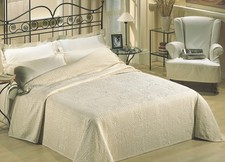 Copriletto Jacquard In Puro