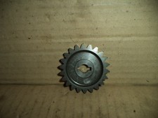 SUZUKI DR 600 (MOTORE N401) - INGRANAGGIO POMPA DELL'OLIO