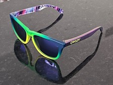 NUOVI occhiali da sole Oakley