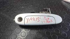 MANIGLIA PORTA ESTERNA ANTERIORE DESTRA TOYOTA YARIS 1° SERIE ANNO 2000 (USATA)