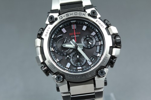 Con scatola orologio - [con,