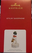 HALLMARK 2021 STYLIN'