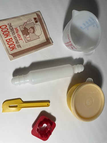Vintage tupperware tupper toys - tupperware,