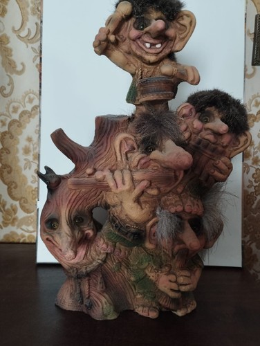 Troll form 319 suonatori - form,