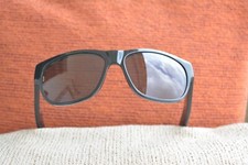 VENDO OCCHIALI DA SOLE HOGAN