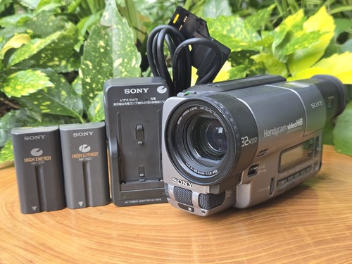 1054949 videocamera sony - 1054949,
