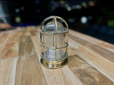 Paratia moderna in ottone |