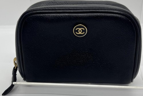 Pochette chanel pouch - chanel,