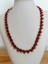 Collana Uncinetto filo lurex e cristalli beige e rosso 