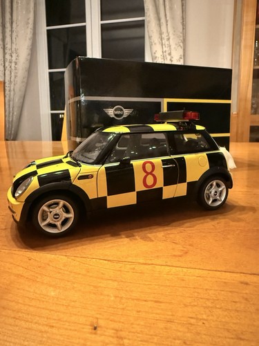 Mini cooper follow me - cooper, me"