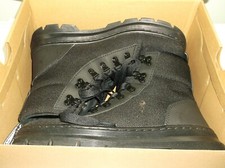 Stivali Dr. Martens Combs