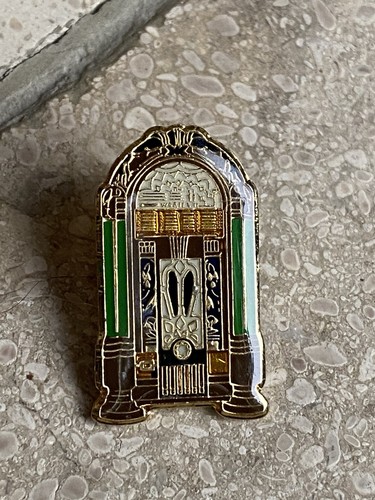 Pin jukebox wurlitzer - pin’s,
