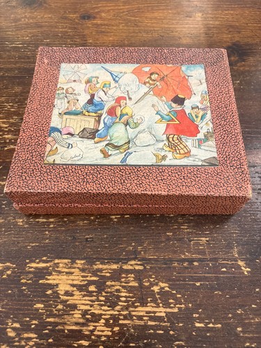 Scatola con cubo figurati