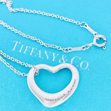 Collana con ciondolo cuore
