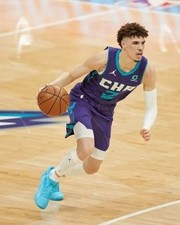 Charlotte Hornets LAMELO BALL - 8" x 10" Photo Print
