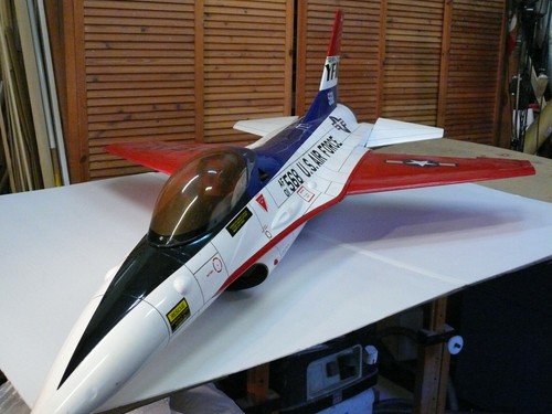 Aeromodello f16 fiberglass - aeromodello, in