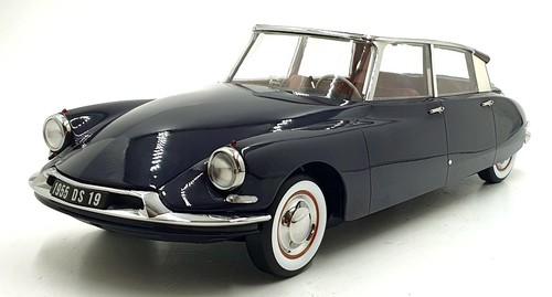 Norev scale diecast - 1/12,