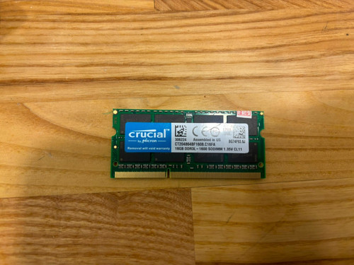 Crucial ddr3l 1600 - 16,